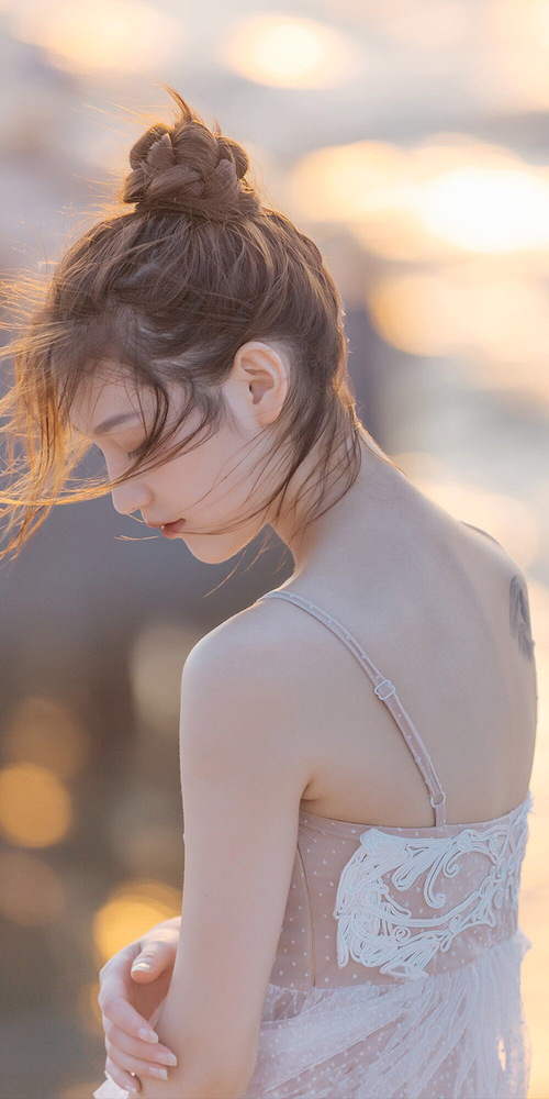 电竞行业的“明星孵化器”：从训练营到巨星的成长路径，电竞网红孵化公司