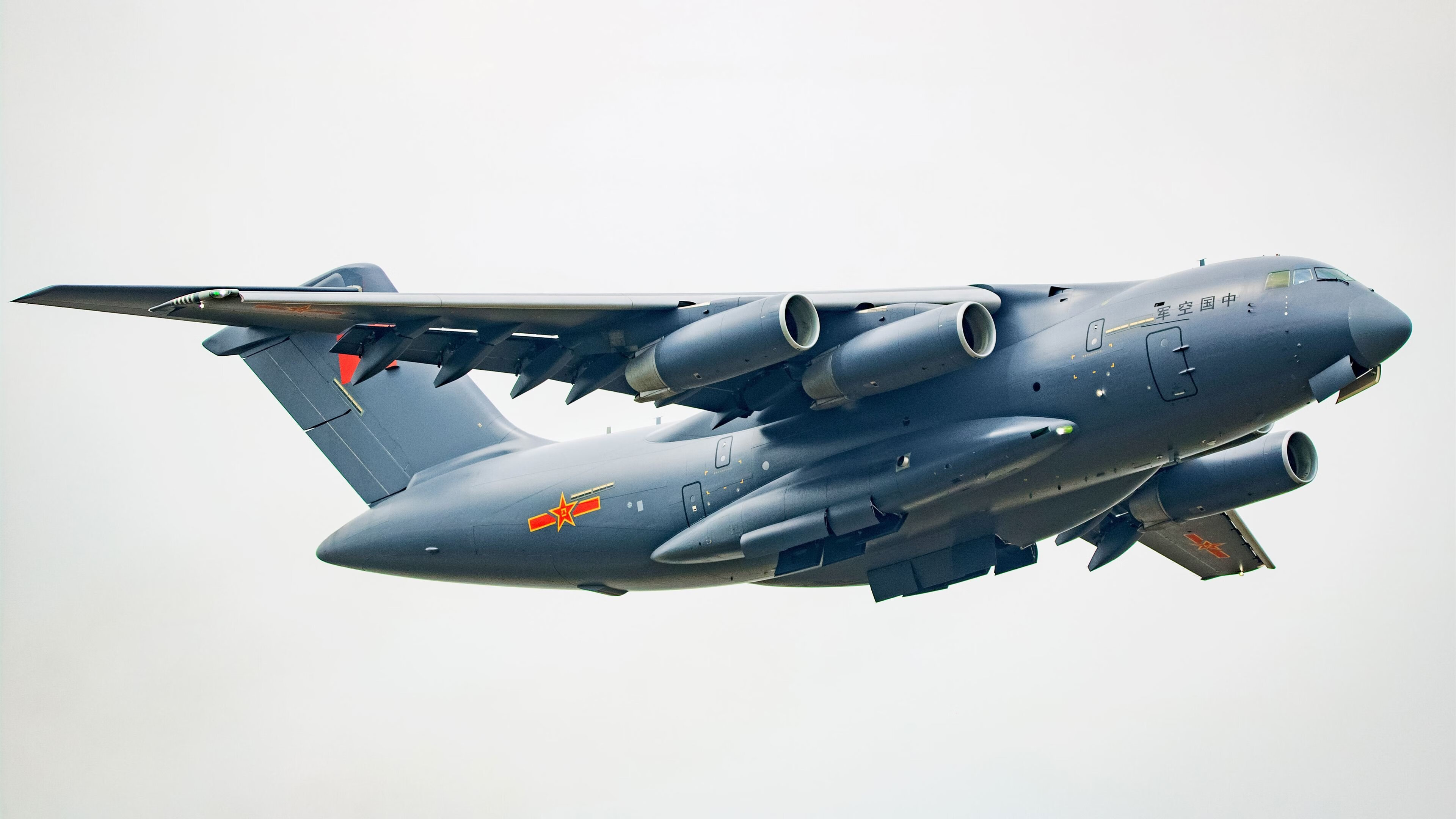 高原训练营助力越野滑雪选手备战国际赛事，高山滑雪陆地训练