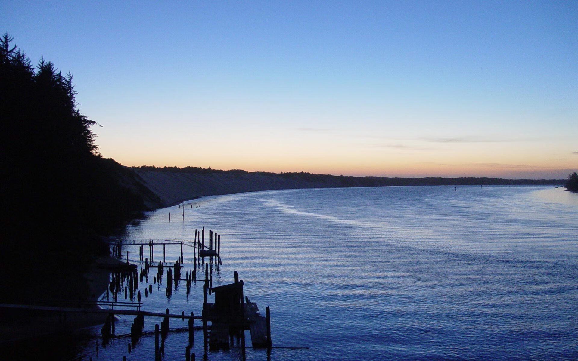 中国足球俱乐部青训营技术指导持续加强，中国足球青训机构